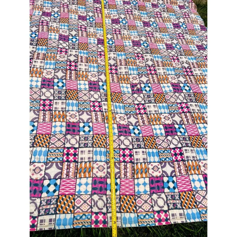 Patchwork Scrappy Quilt With Colorful Geometric Patterns Full/Double